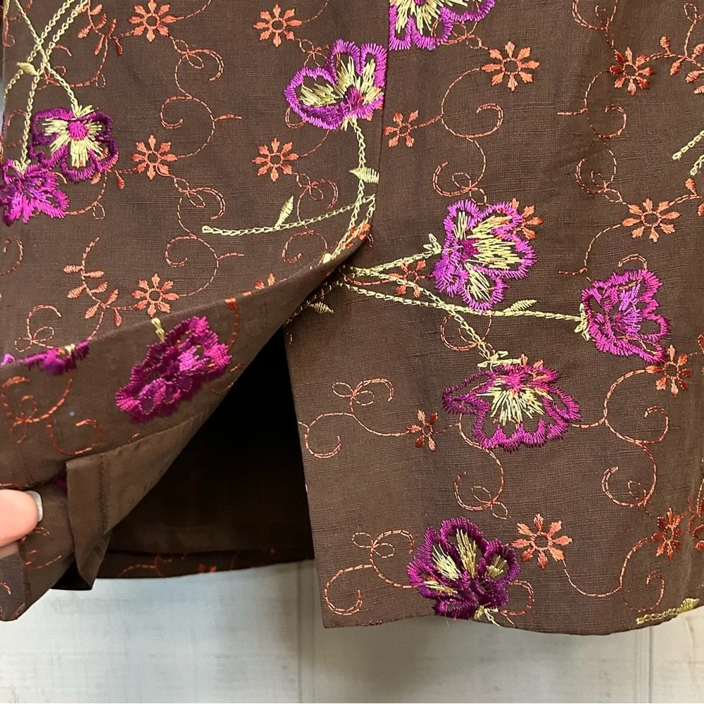 Womens Matching Blazer Skirt Set Petite Size 10P Silk‎ Linen Embroidered Floral